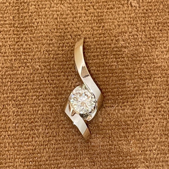 Solid 14K White Gold 1/4CT Round Cut Diamond Solitaire Designer SIRENA Pendant - Picture 1 of 14